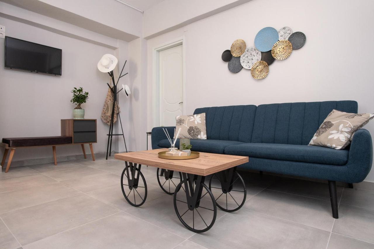 Silvia'S Apartments コルフ島 エクステリア 写真