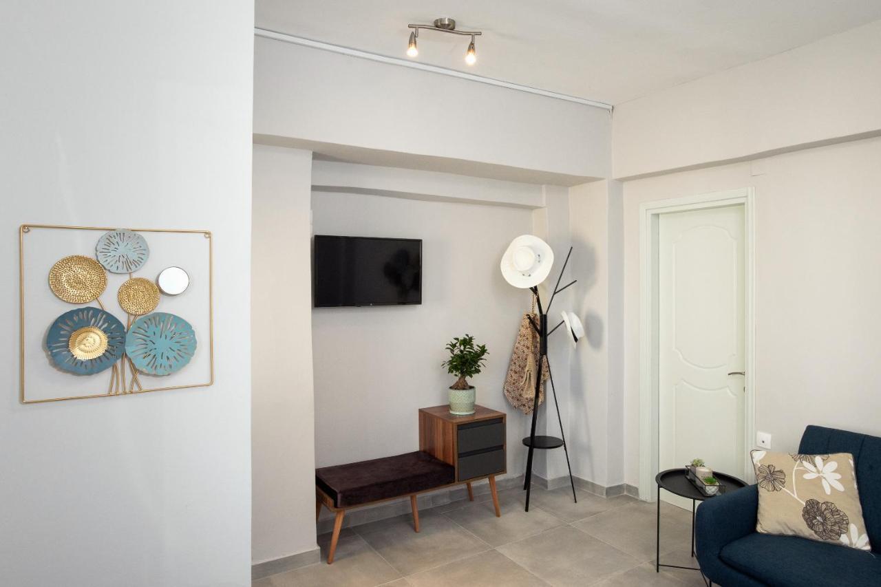 Silvia'S Apartments コルフ島 エクステリア 写真