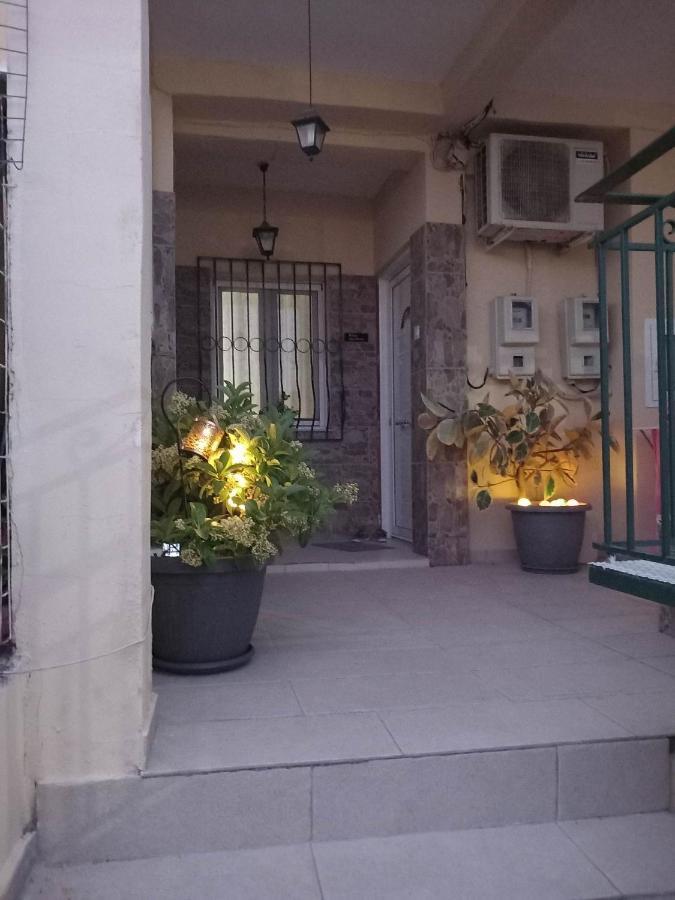 Silvia'S Apartments コルフ島 エクステリア 写真