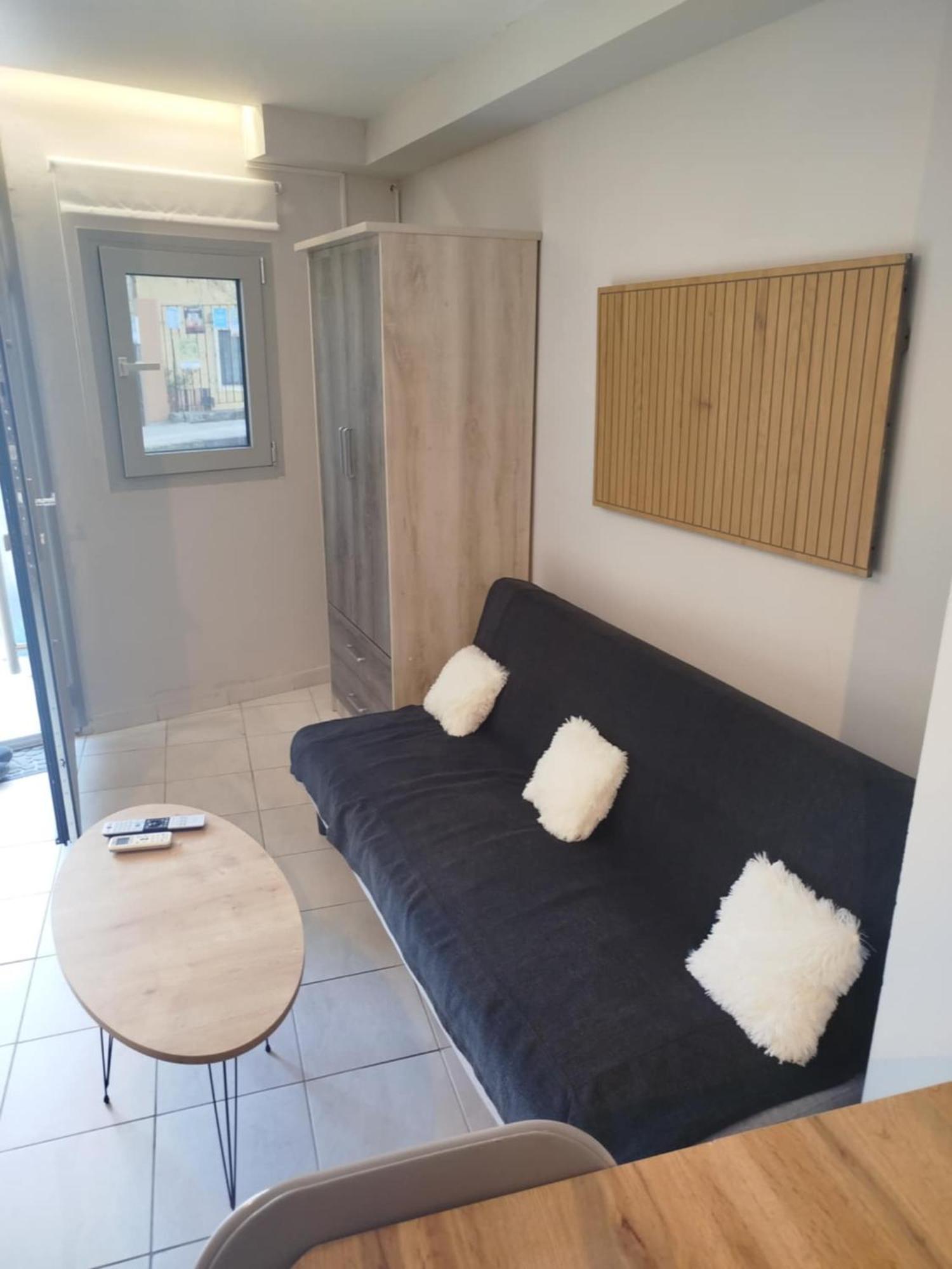 Silvia'S Apartments コルフ島 部屋 写真